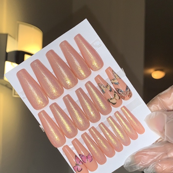 Beautiful bronze - Picture 3 of 8